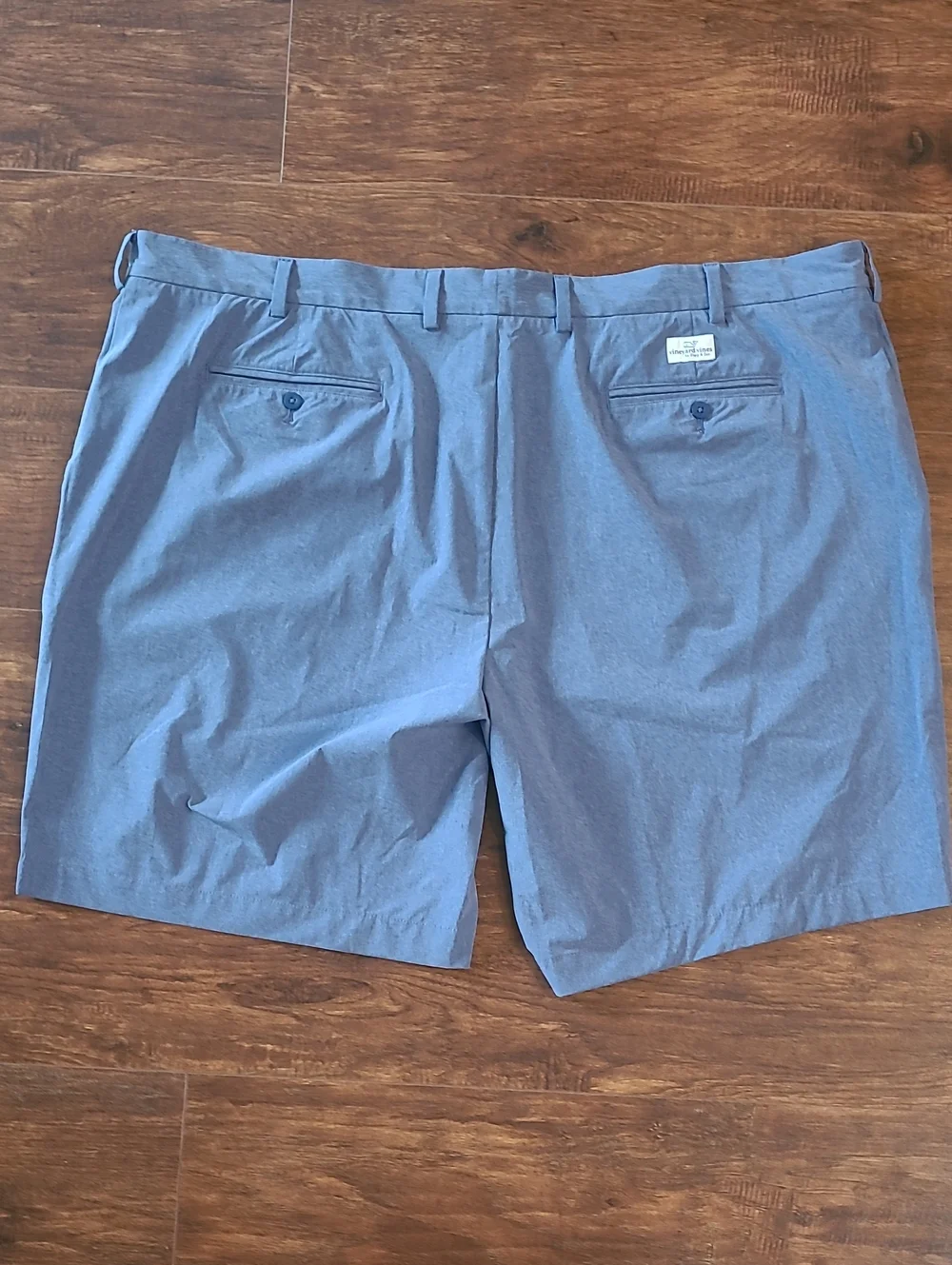 Vineyard Vines Performance  Slate Blue Flat Front Shorts Size  52 B